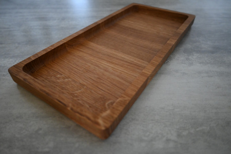 Прямоугольная тарелка для закусок из дуба, 23×9 см от мастерской DIVIRO